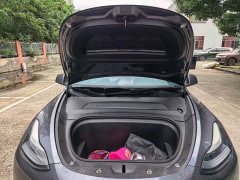 Tesla Model Y Long Range All-Wheel Drive - ფოტო 2