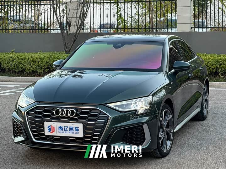 Audi A3 A3L Limousine 35 TFSI Luxury Sport - автомобиль из Китая
