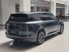 Lynk & Co 900 2.0T Ultra 6-Seater - ფოტო 15