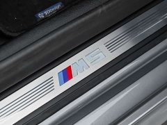 BMW M5 - ფოტო 17