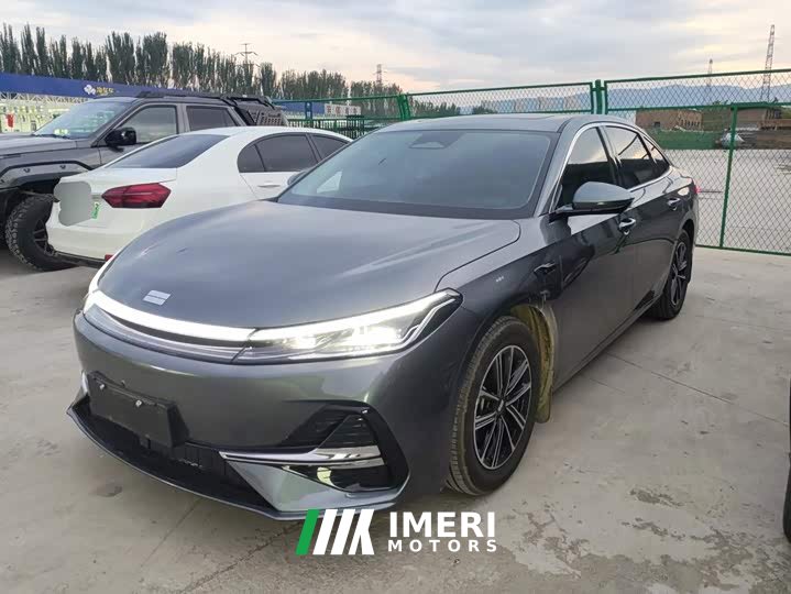 Geely Galaxy A7 EM-i 70km Explorer Edition - ავტომობილი ჩინეთიდან