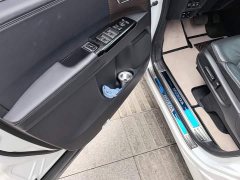 Honda Odyssey 2.0L e:HEV Sharp Premium Edition - фото 7