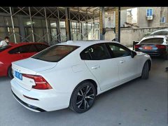 Volvo S60 B5 Inscription Sport - фото 2