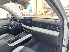 Volkswagen Jetta VS8 280TSI Automatic Premium Edition - ფოტო 16
