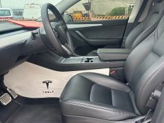 Tesla Model Y Rear-Wheel Drive - ფოტო 4