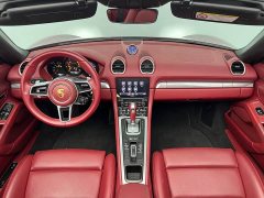 Porsche 718 Boxster 2.0T - ფოტო 18