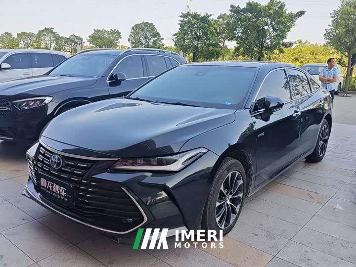 Toyota Avalon Hybrid 2.5L Luxury