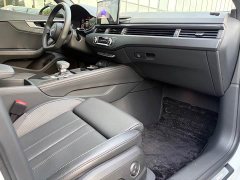 Audi A4L 40 TFSI Luxury Dynamic - photo 12
