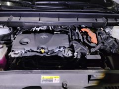Toyota Crown Venza 2.5L HEV AWD Luxury - фото 10