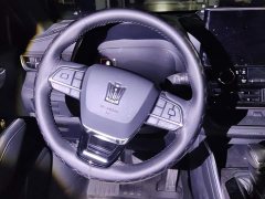 Toyota Crown Venza 2.5L HEV AWD Luxury - фото 15