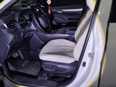 Toyota Crown Venza 2.5L HEV AWD Luxury - фото 9