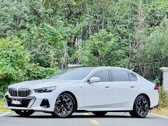 BMW 5 Series 530Li Luxury M Sport Package - photo 1