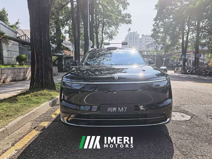 Aito M7 EREV Max Long-Range Edition 5-seater (896-line LiDAR) - автомобиль из Китая