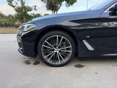BMW 5 Series 530Li Premier M Sport Package - фото 5
