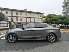 Lynk & Co 03 1.5T DCT Jìn Champion Edition - ფოტო 4