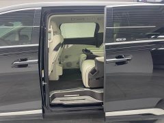 Denza D9 DM-i 980 Four-Wheel Drive Premium - ფოტო 17