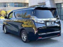 Toyota Vellfire Crown Hybrid 2.5L HV Luxury Edition - ფოტო 6