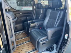 Toyota Vellfire Crown Hybrid 2.5L HV Luxury Edition - ფოტო 9