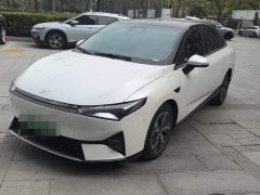 Xpeng P5 550P - ფოტო 1