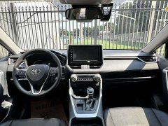 Toyota RAV4 2.0L CVT FWD Fashion Edition - фото 4