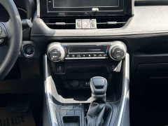 Toyota RAV4 2.0L CVT FWD Fashion Edition - фото 5