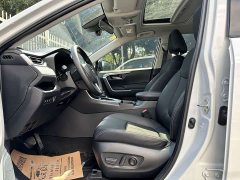 Toyota RAV4 2.0L CVT FWD Fashion Edition - фото 9