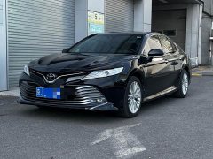 Toyota Camry 2.5G Luxury - фото 1