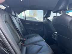 Toyota Camry 2.5G Luxury - фото 18