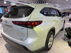Toyota Highlander 2.5L Intelligent Hybrid AWD Elite Edition 7-seater - photo 9