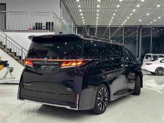 Toyota Vellfire Crown Hybrid 2.5L Executive Premier Edition - photo 4