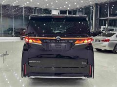 Toyota Vellfire Crown Hybrid 2.5L Executive Premier Edition - photo 5