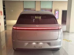 Li Auto L7 Pro - ფოტო 4