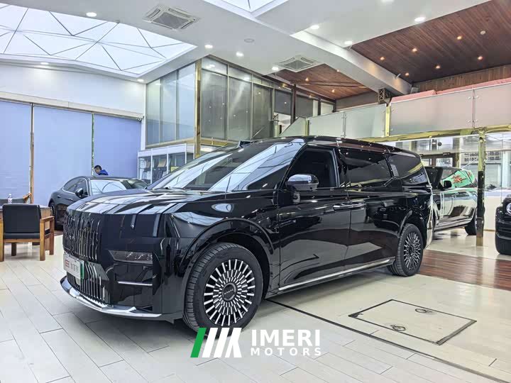 Zeekr 009 Six-Seat Executive AWD 108kWh