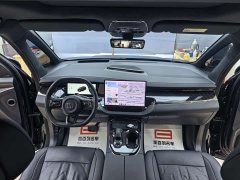 Zeekr 009 Six-Seat Executive AWD 108kWh - фото 14
