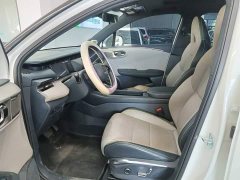 Lynk & Co 06 Relive 1.5T Ultra - ფოტო 5
