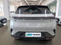 Lynk & Co 06 Relive 1.5T Ultra - ფოტო 9