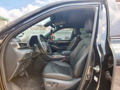 Toyota Crown Venza 2.5L HEV AWD Luxury - ფოტო 7