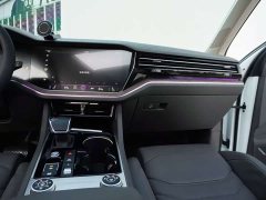 Volkswagen Touareg 3.0TSI Sharp Enjoyment Edition Jet Black Sport Package - ფოტო 16