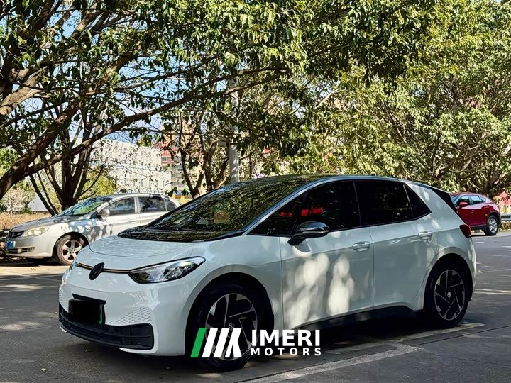 Volkswagen ID.3 Outstanding Edition - ავტომობილი ჩინეთიდან