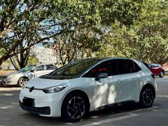 Volkswagen ID.3 Outstanding Edition - ფოტო 1