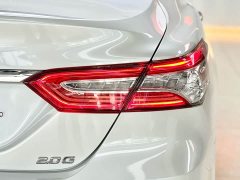 Toyota Camry 2.0G Luxury - ფოტო 17