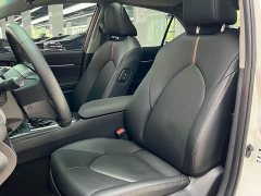 Toyota Camry 2.0G Luxury - ფოტო 9