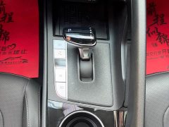 Hyundai Elantra 1.5L CVT Luxury - ფოტო 10