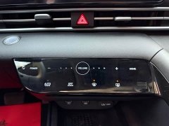 Hyundai Elantra 1.5L CVT Luxury - ფოტო 12