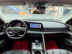 Hyundai Elantra 1.5L CVT Luxury - ფოტო 8