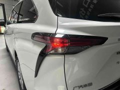 Toyota Sienna 2.5L Hybrid Luxury - фото 5