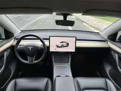 Tesla Model Y Long Range All-Wheel Drive - ფოტო 13