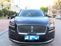 Lincoln Explorer 2.0T AWD Premium - ფოტო 2