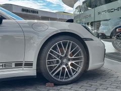 Porsche 911 Targa 4 3.0T - ფოტო 8