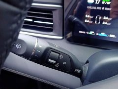 Li Auto ONE Extended Range 6-Seater - ფოტო 13